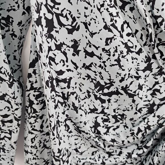 Club Monaco Wrap Dress Womens Size 2 Side Drape Mini Silk Black Blue Work Date - Picture 8 of 13